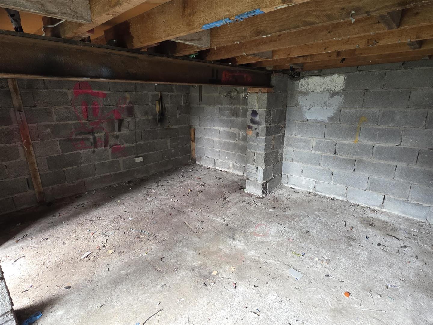 Dillwyn Street, Llanelli, SA15 1BU